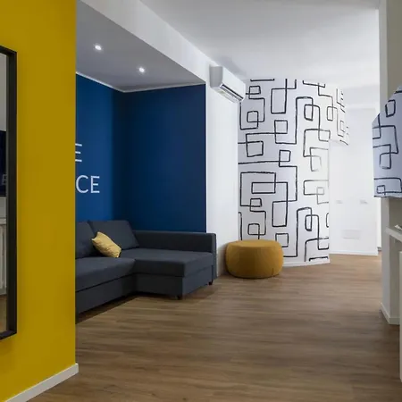 Easylife - Esperienza Unica Nel Cuore Di Moscova Milánó
