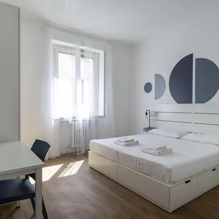 Easylife - Esperienza Unica Nel Cuore Di Moscova Apartman Milánó